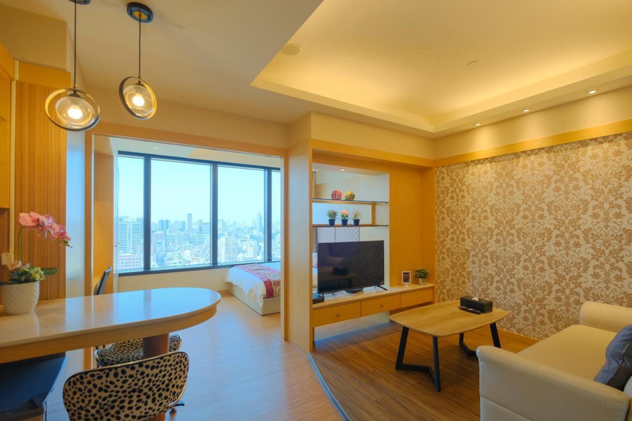 85 Season Appartement Kaohsiung Buitenkant foto
